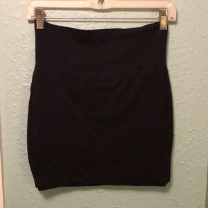 black mini skirt